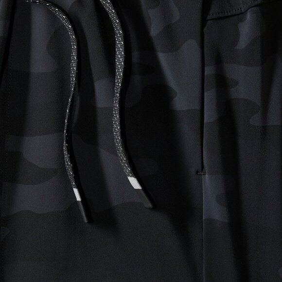 NWOT Men's Fabletics 2X Short BLACK TACTICAL CAMO The One Jogger - Picture 5 of 7